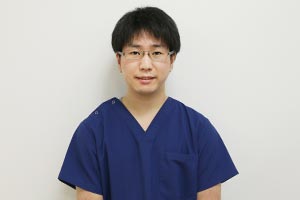 枝澤祐馬 歯科医師